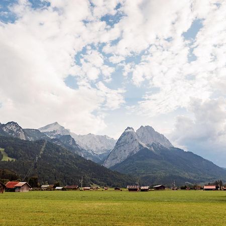 Haus Mit Wunderschoenem Ausblick Und Garten Garmisch-Partenkirchen Exterior photo